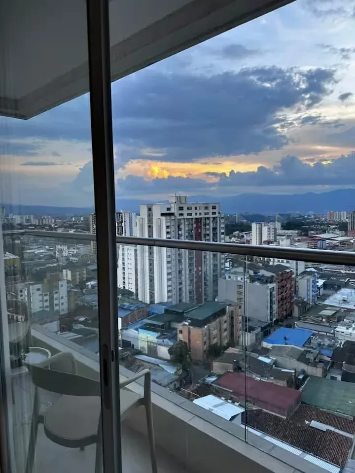 Vista panorámica de Bucaramanga desde Kasara House